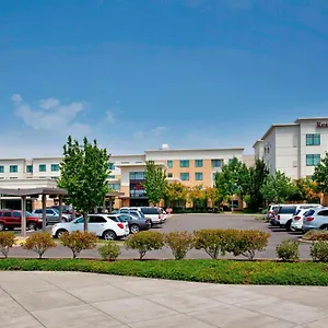 By Marriott Airport At Cascade Station 3* Portland